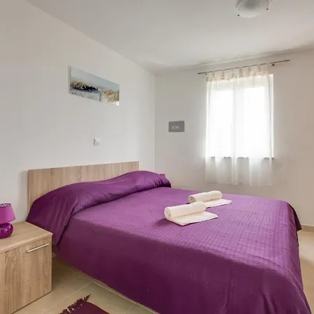 Fuer 4 Personen Ca 33 Qm In Medulin, Istrien Suedkueste Von Istrien *